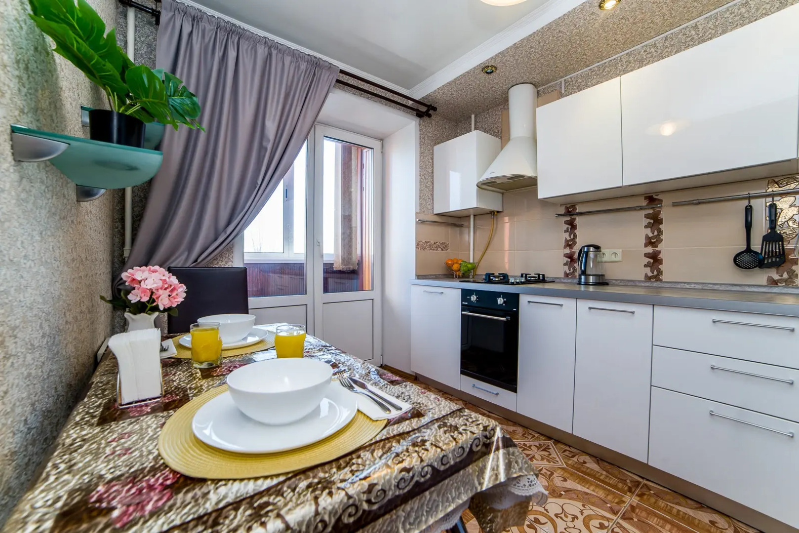 Апартаменты Новаторов 1