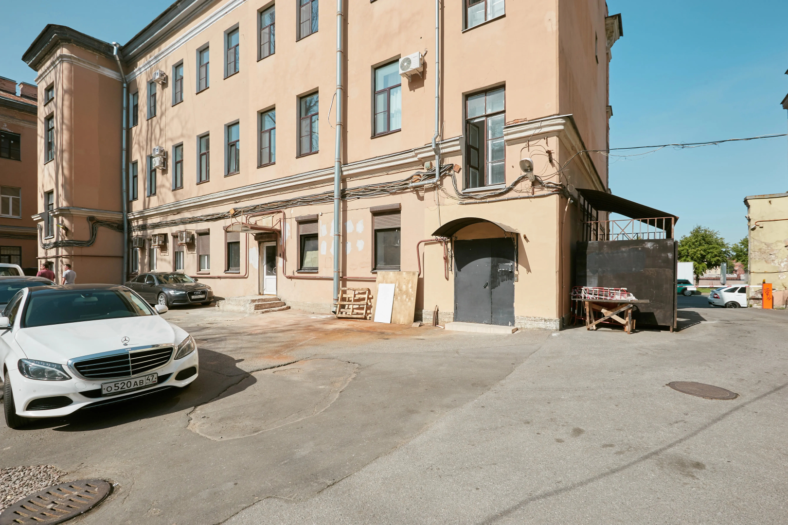 Апартаменты комфорт Nine View Studio с видом на Неву