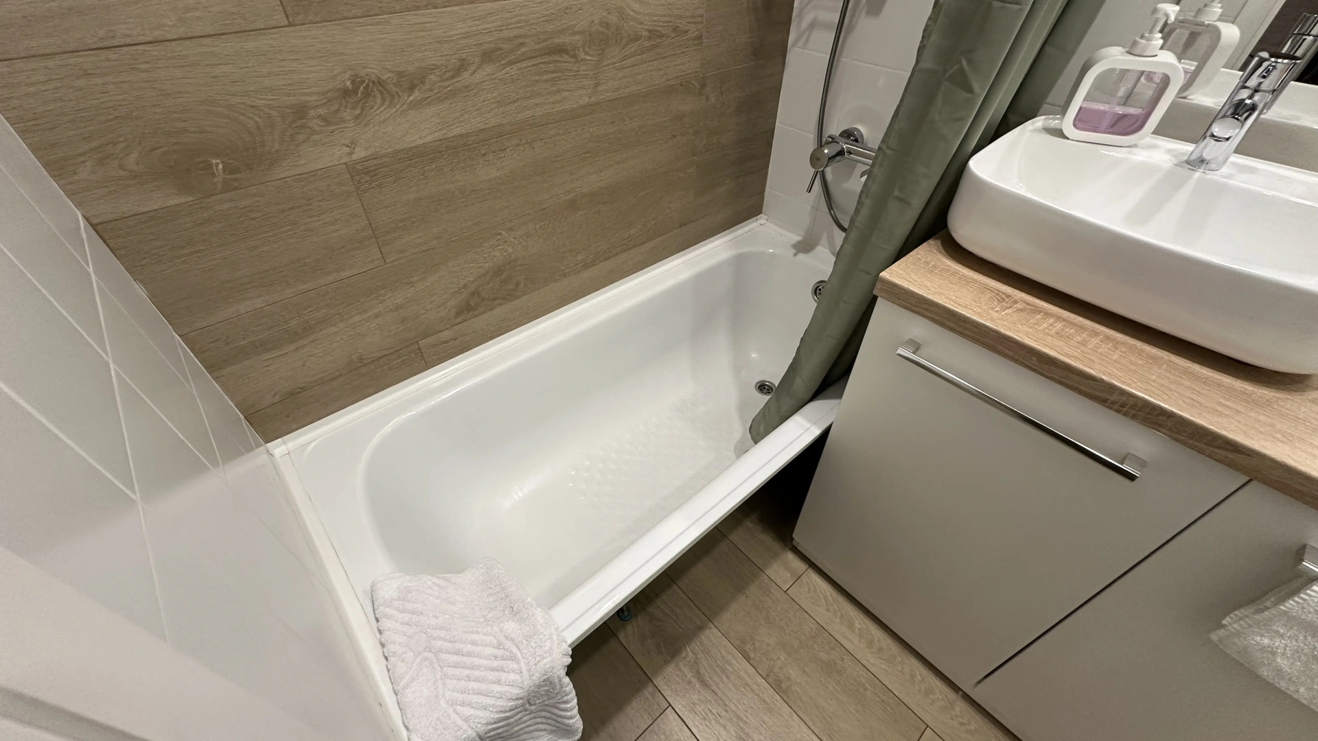 Квартира Уютная рядом с Бором и Областной Больницей