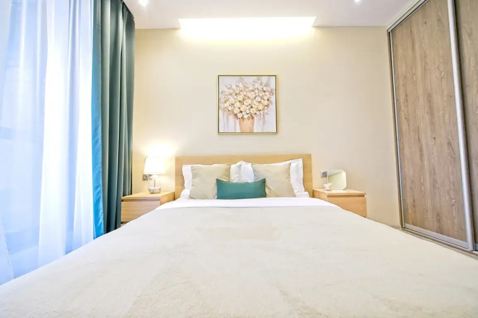 Апартаменты с Балконом Elite Apartments