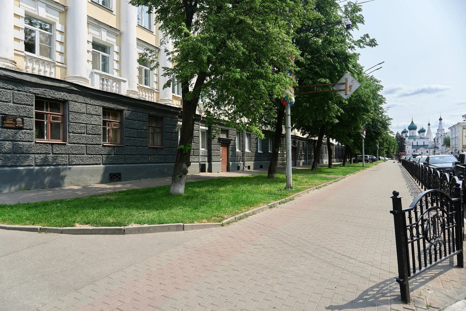 Апартаменты Гости в историческом центре Ярославля зона ЮНЕСКО