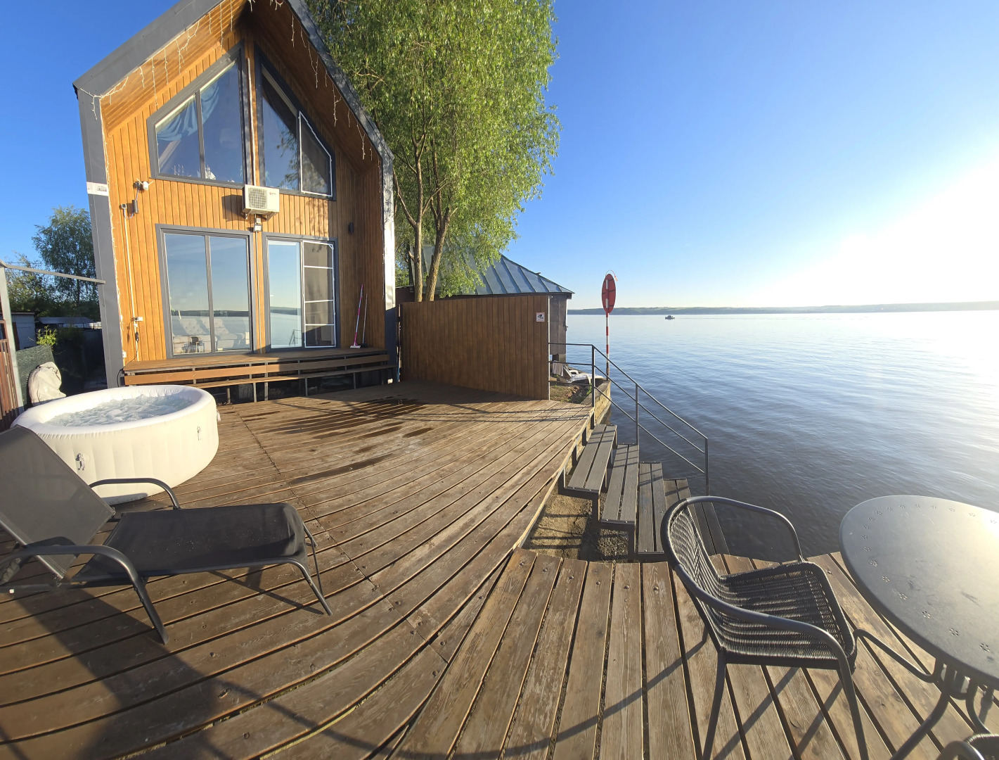 Частный дом на улице Полуостров Маленький