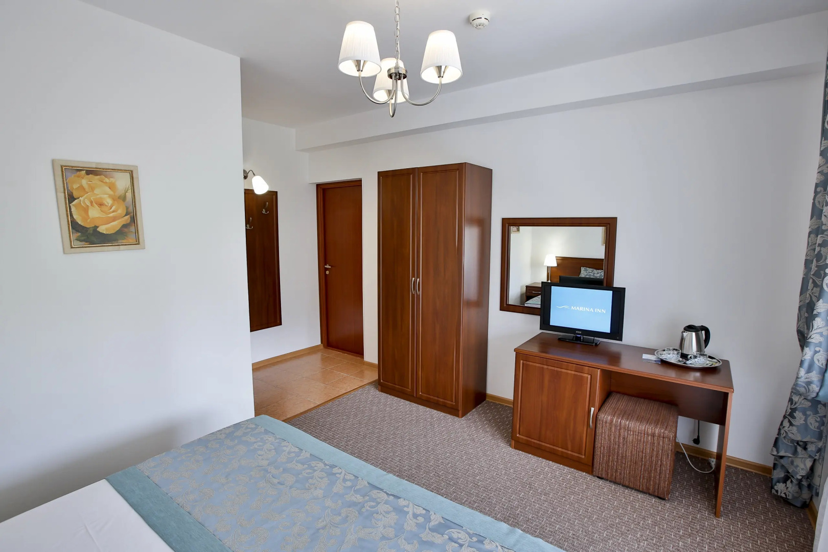 Отель Marina Inn