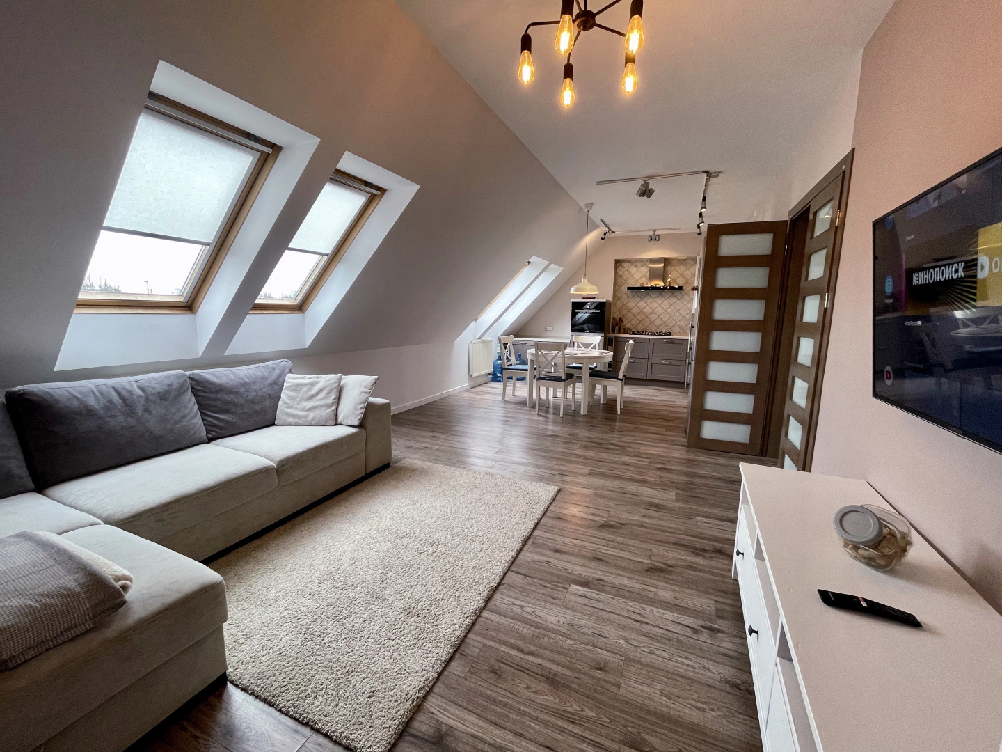 Квартира Трехкомнатная Cемейная в Amalienau