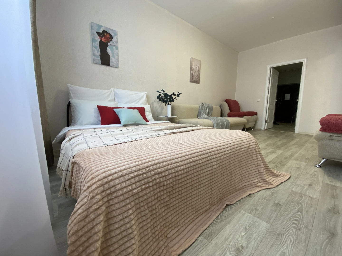 Квартира на шоссе Космонавтов 215