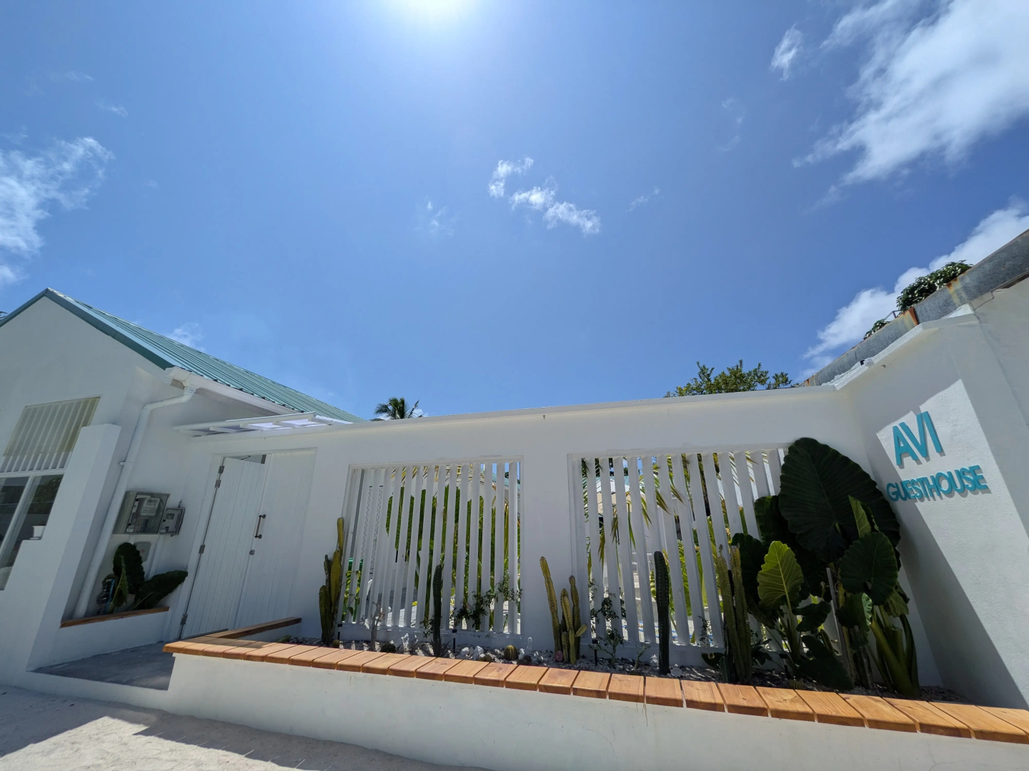 Ночлег и завтрак (B&B) Avi Guesthouse
