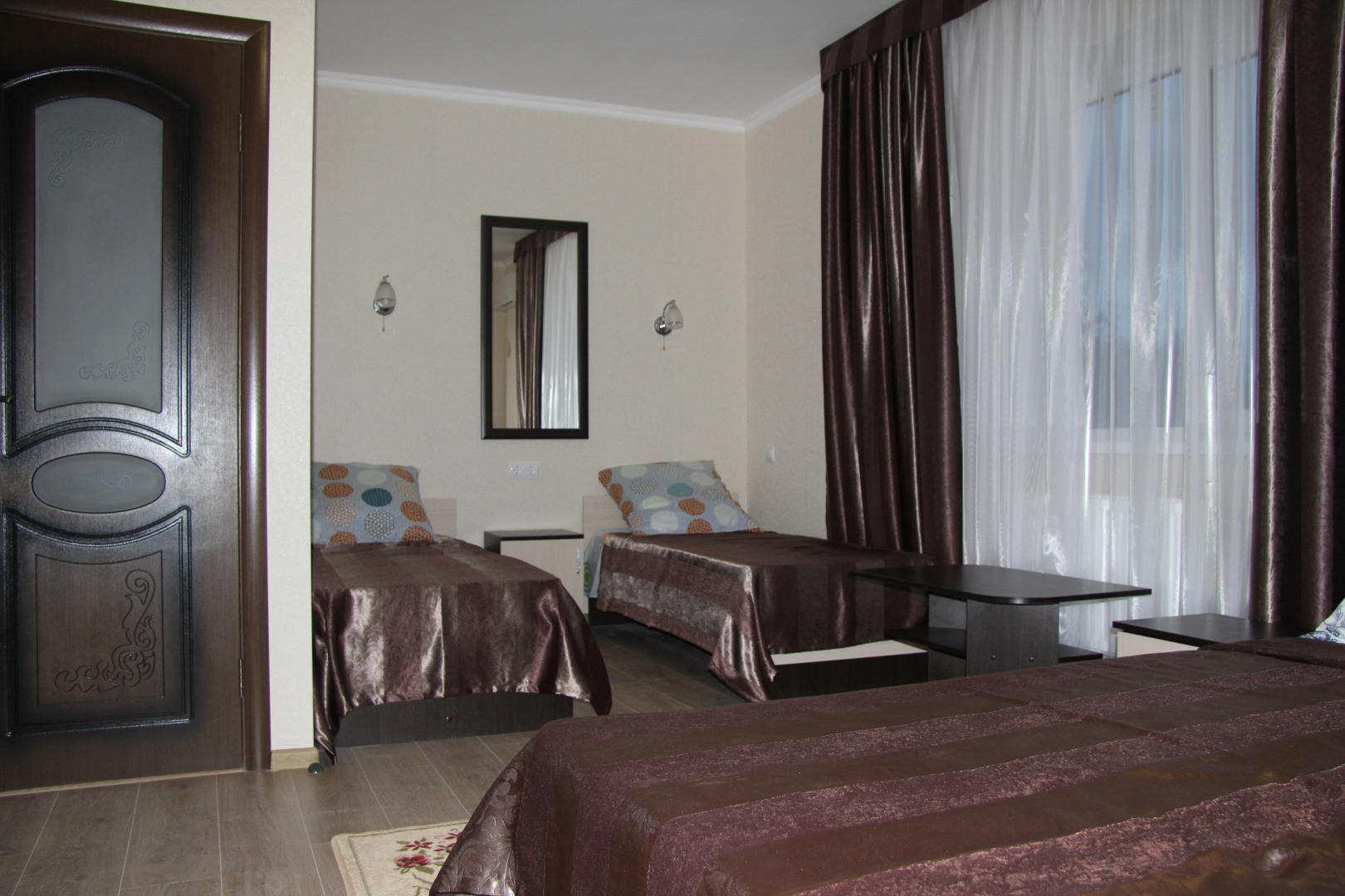 Гостевой Дом Людмила на Тургенева