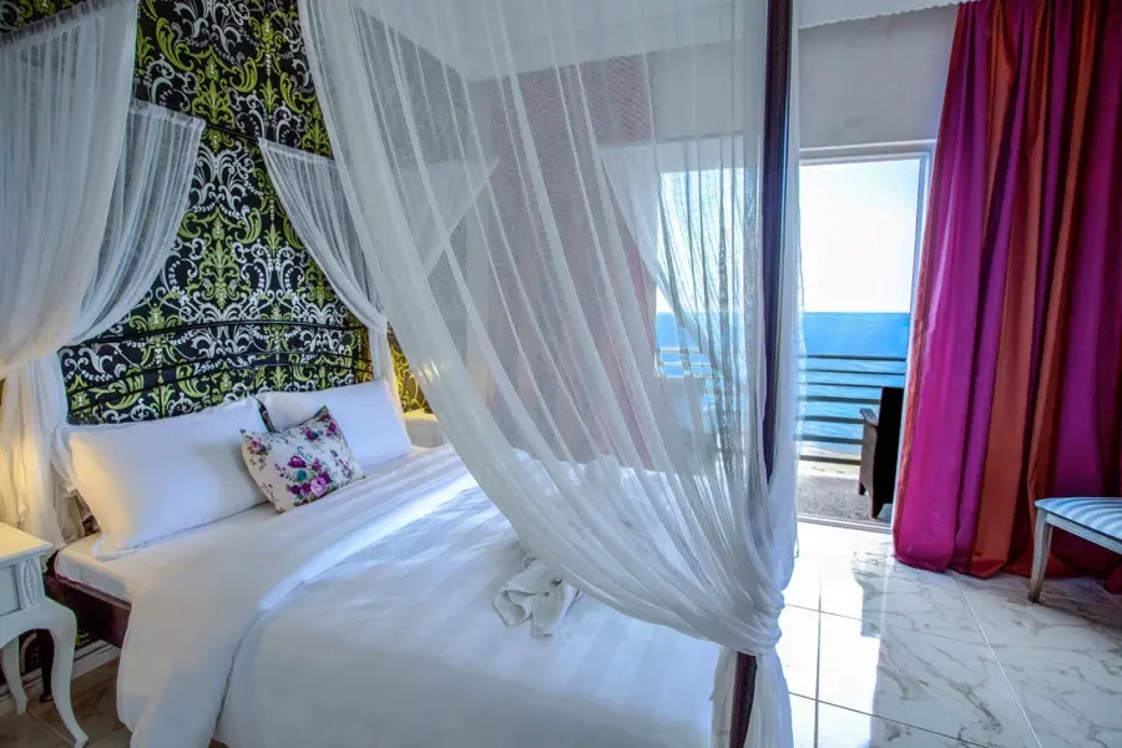 Отель Panorama Suites & Spa Adults Only