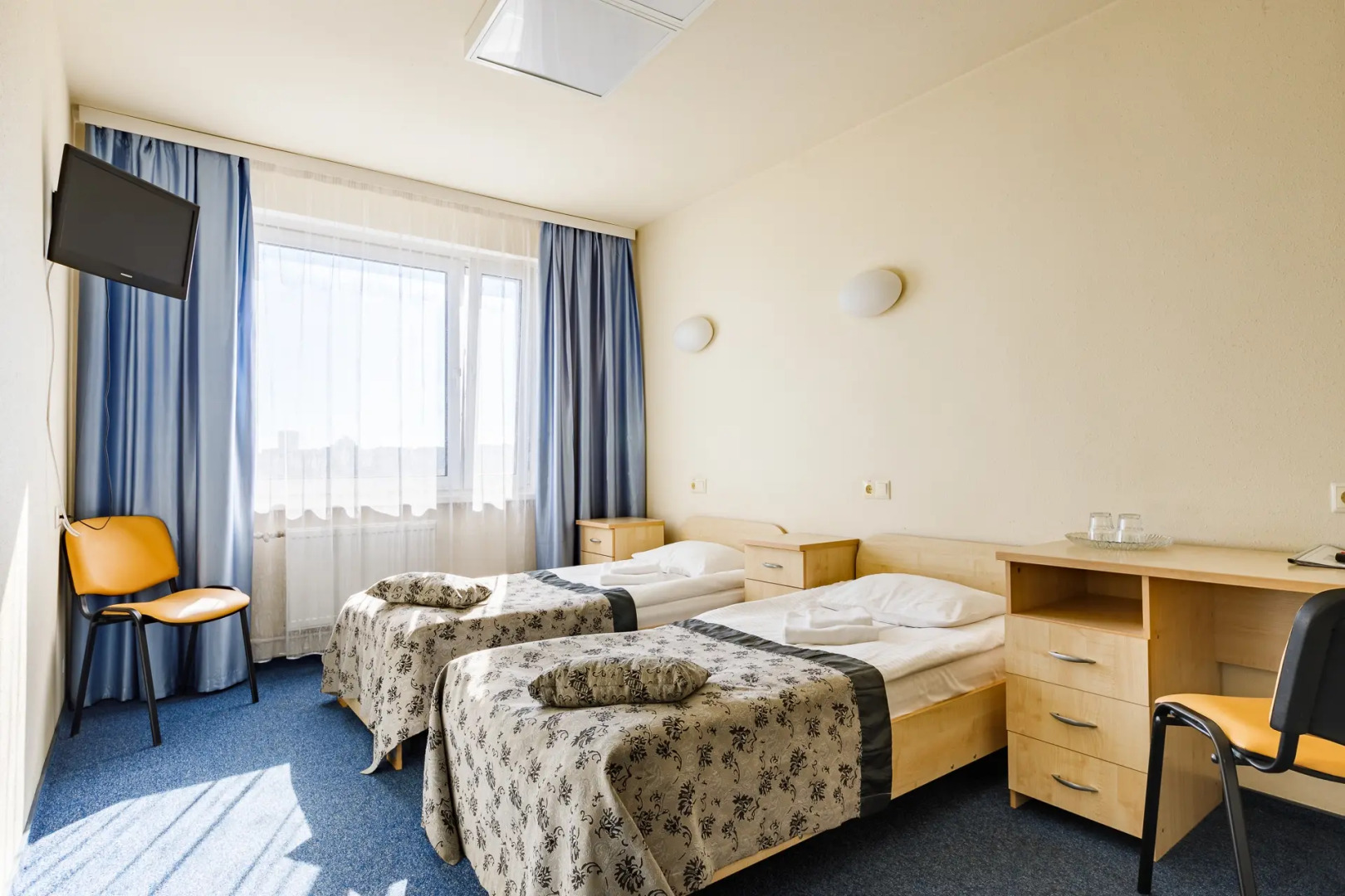 Отель Ист тайм