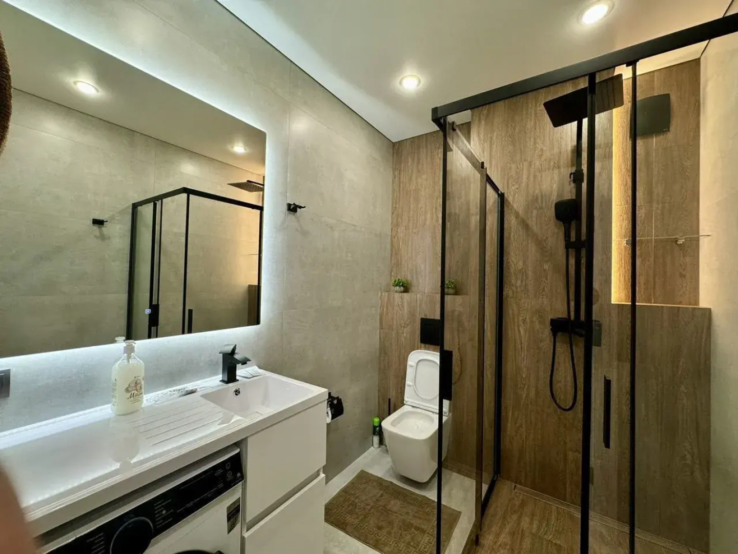 Квартира на Курсантов Кировцев 4А