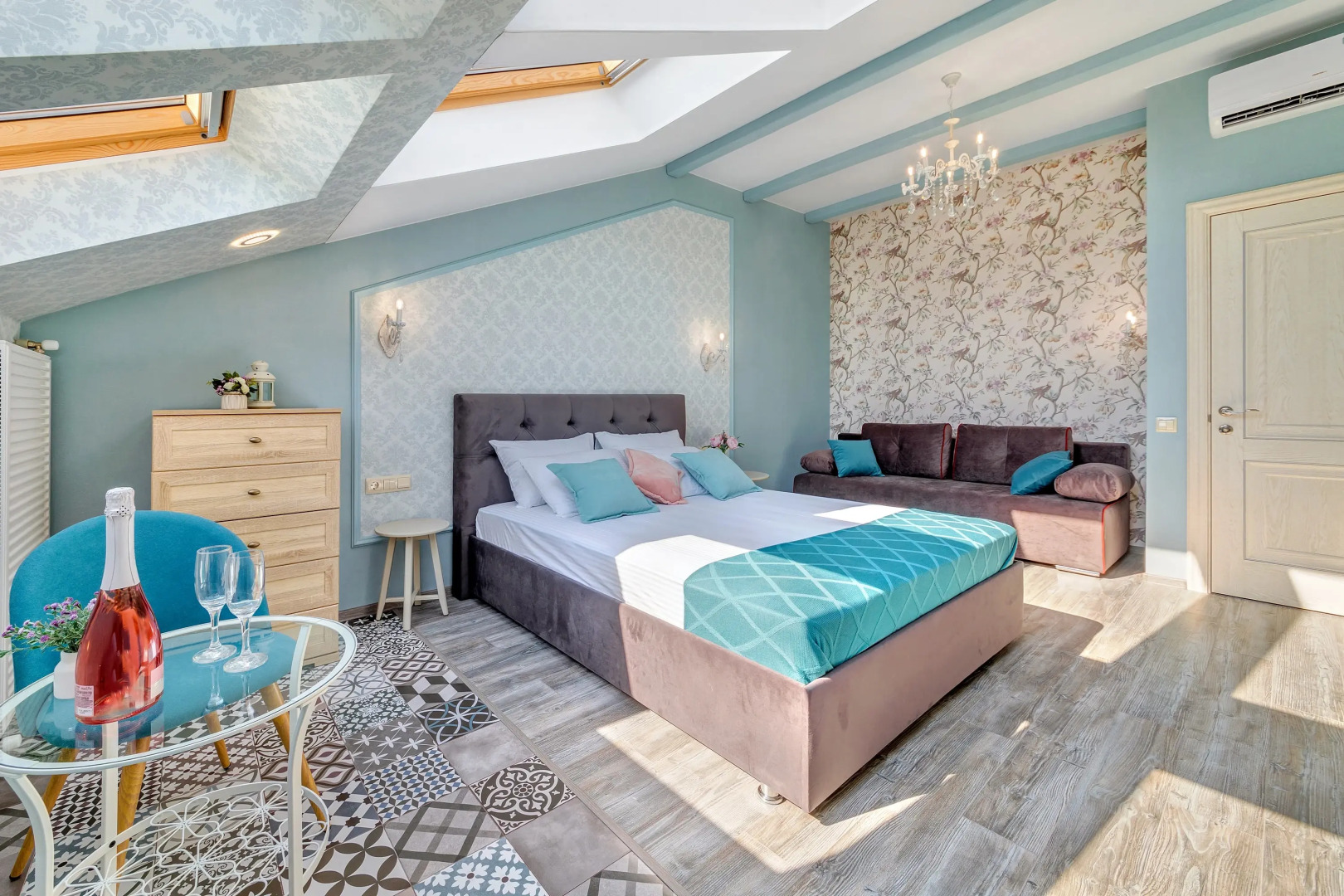 Апартаменты делюкс с видом на море Sea Breeze & SPA