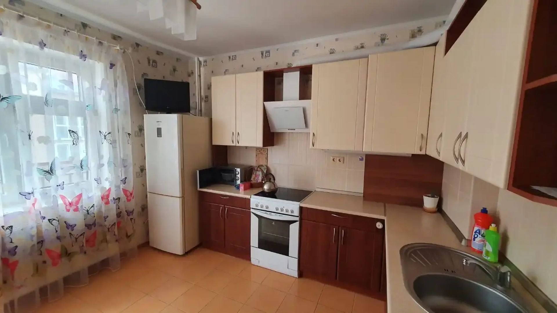 Квартира двухкомнатная 76м2 на Куйбышева 40