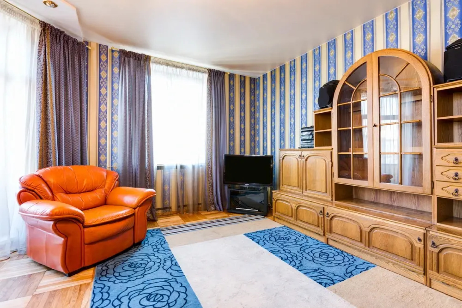 Апартаменты на Площади Победы