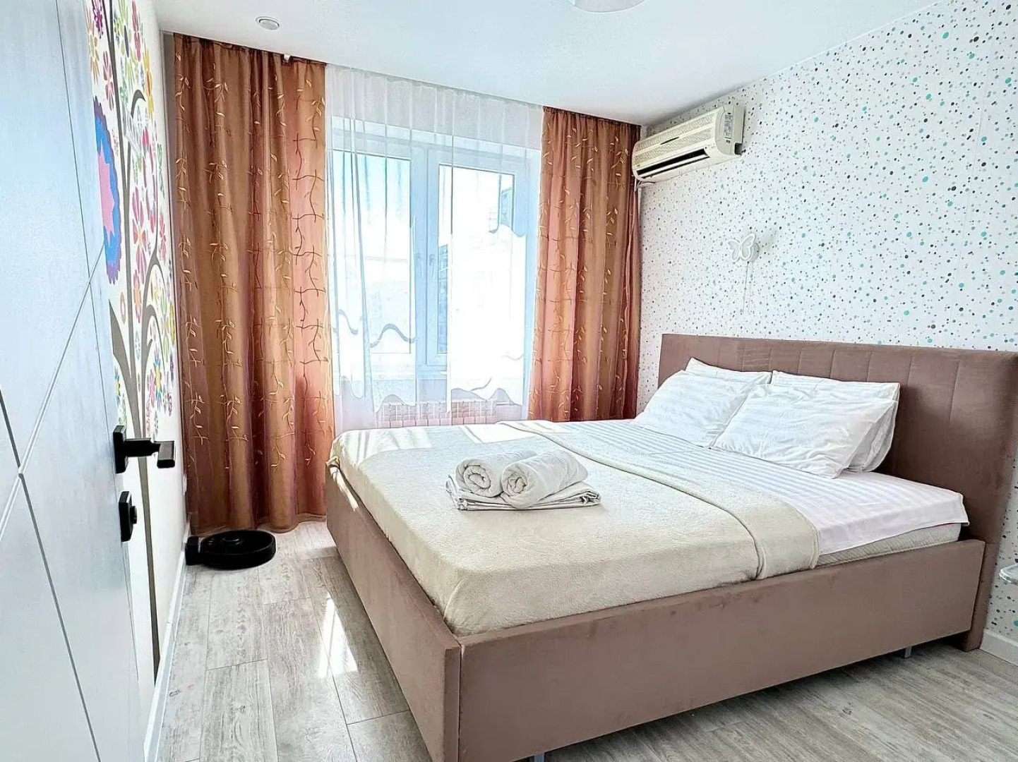 Апартаменты Дизайнерские 3-комнатные для большой семьи