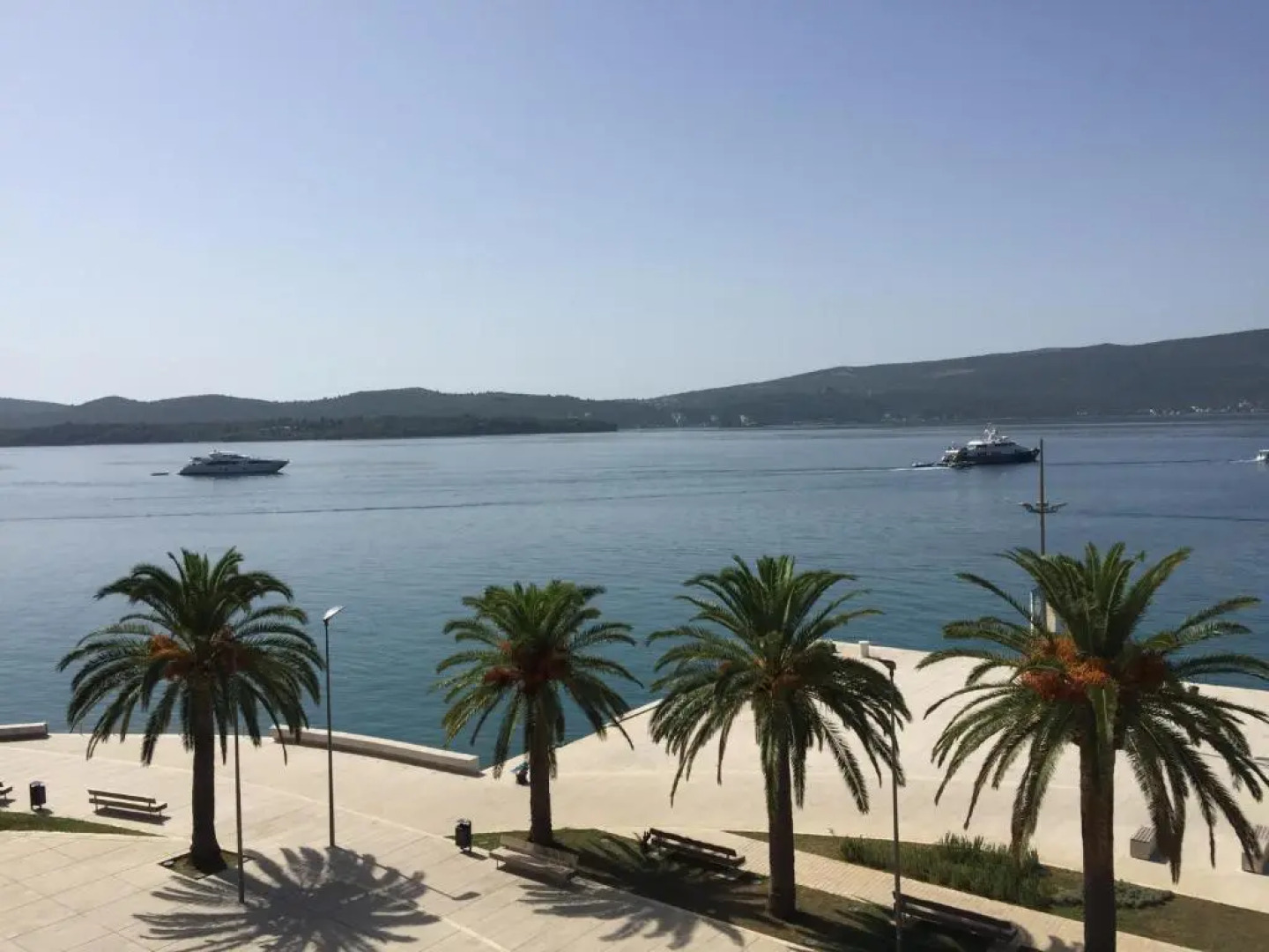 Отель Astoria Tivat