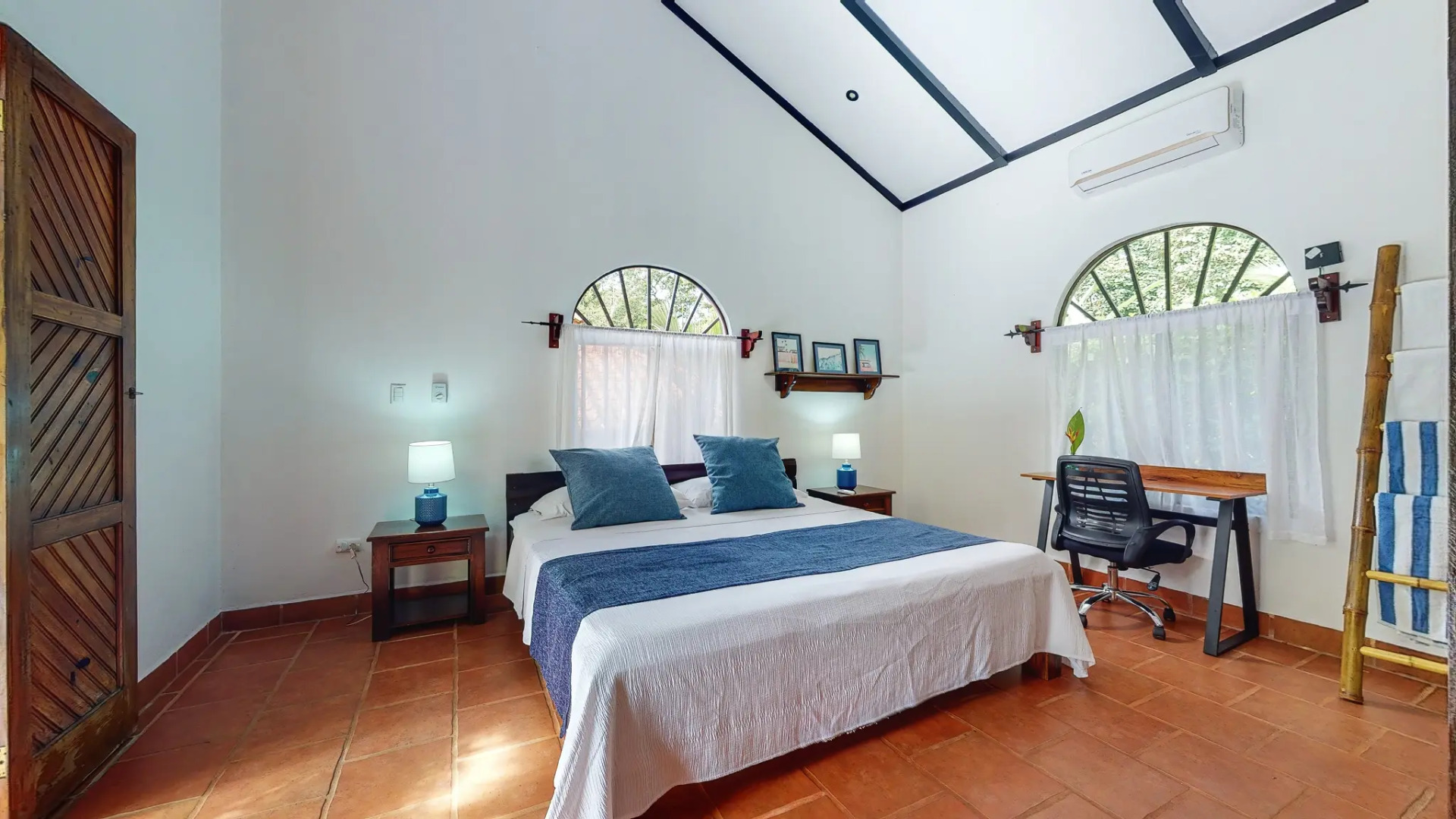 Апарт-отель The Scarlet Villas