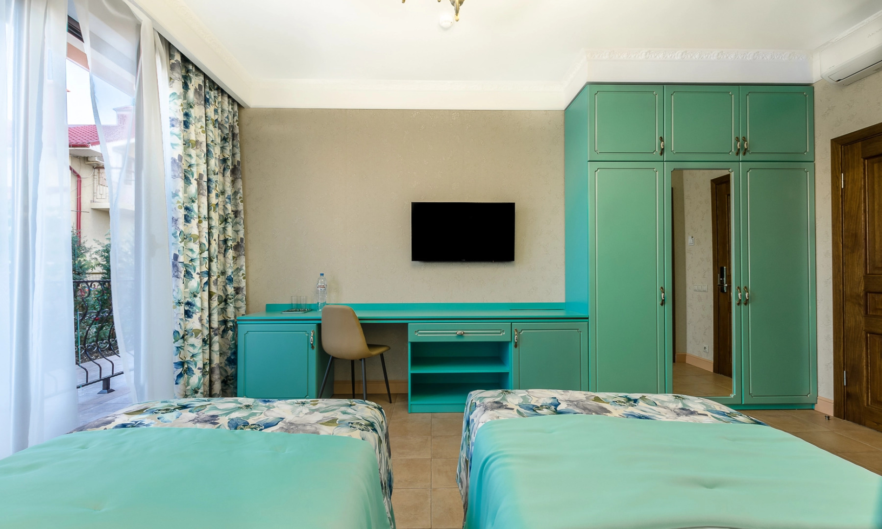 Отель Сопрано