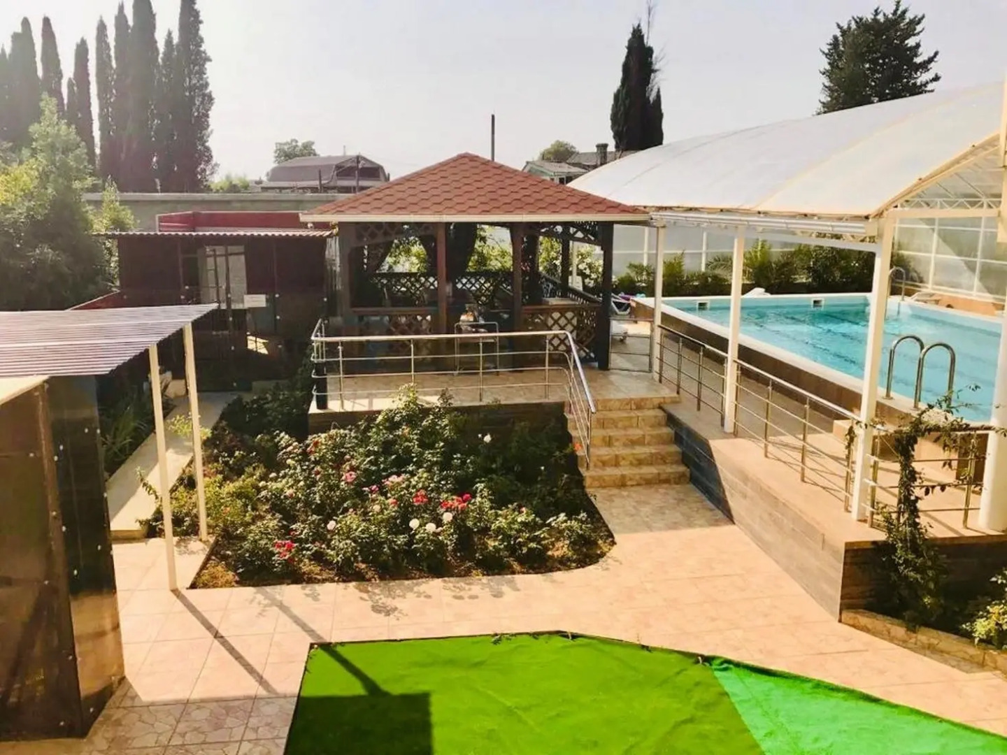 Отель Кристал