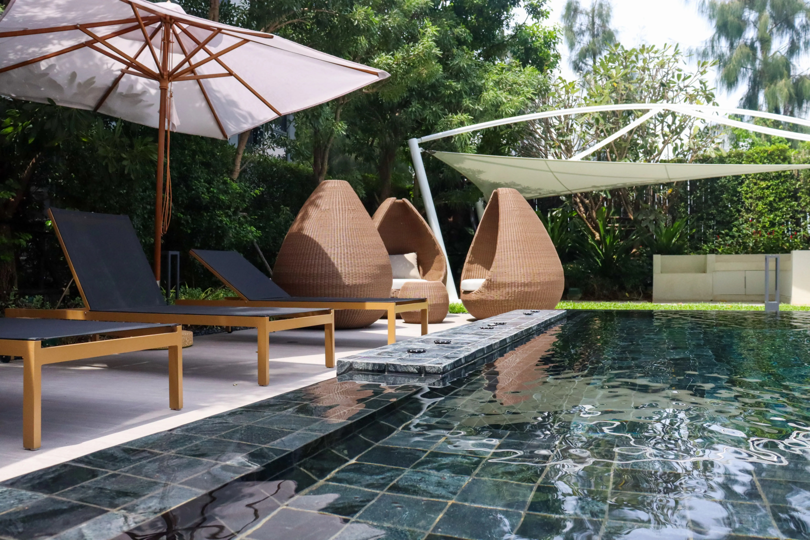 Апартаменты Lakeside Residences by NLA