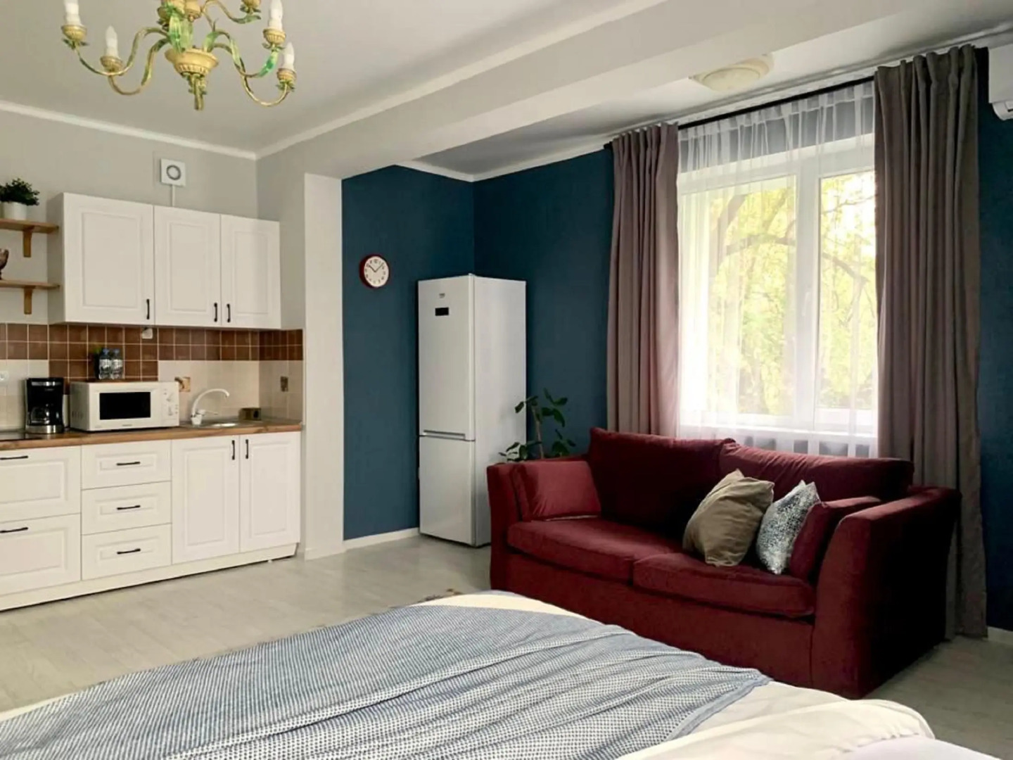 Апартаменты Уникальная студия Жеруйык в стиле Этно в центре