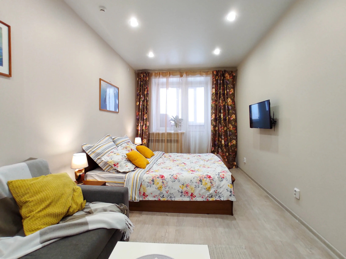 Апартаменты 3 у Патриаршей Сеть ЙоХоум