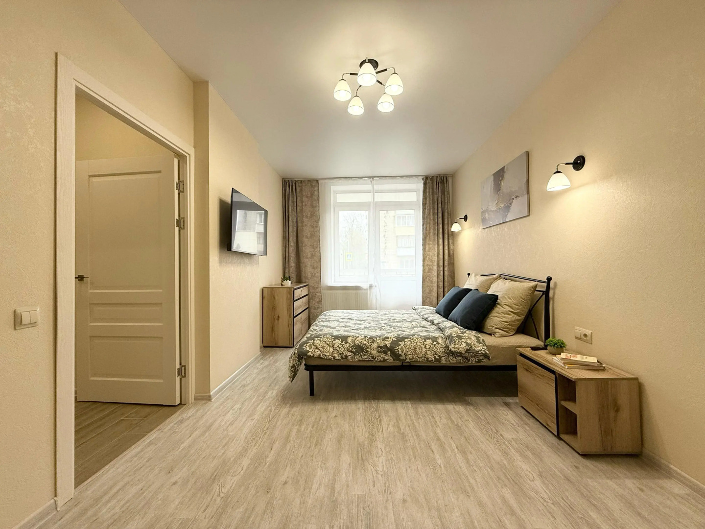 Апартаменты 2-к на Майской