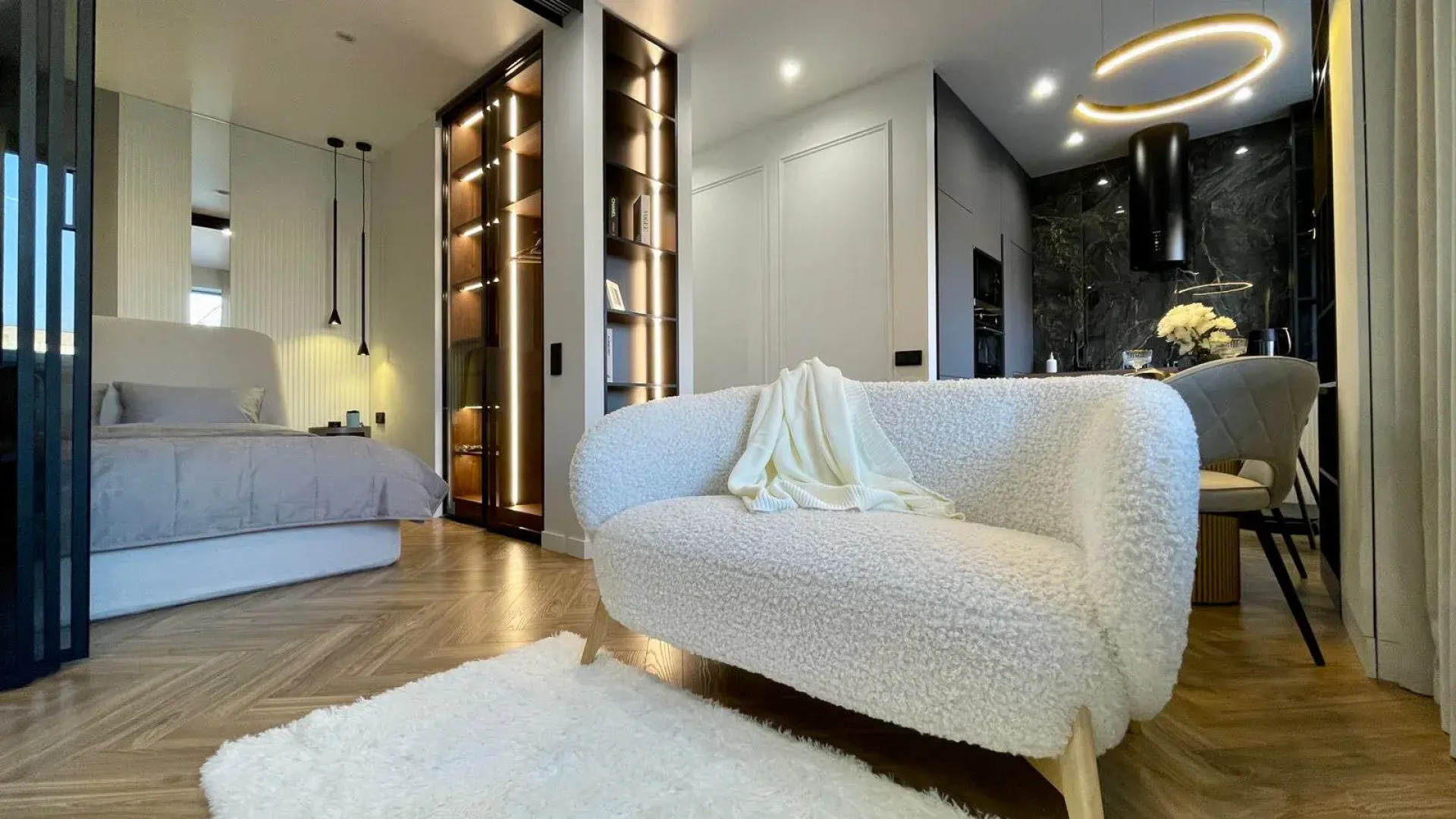 Квартира Роскошная студия для двоих в историческом центре