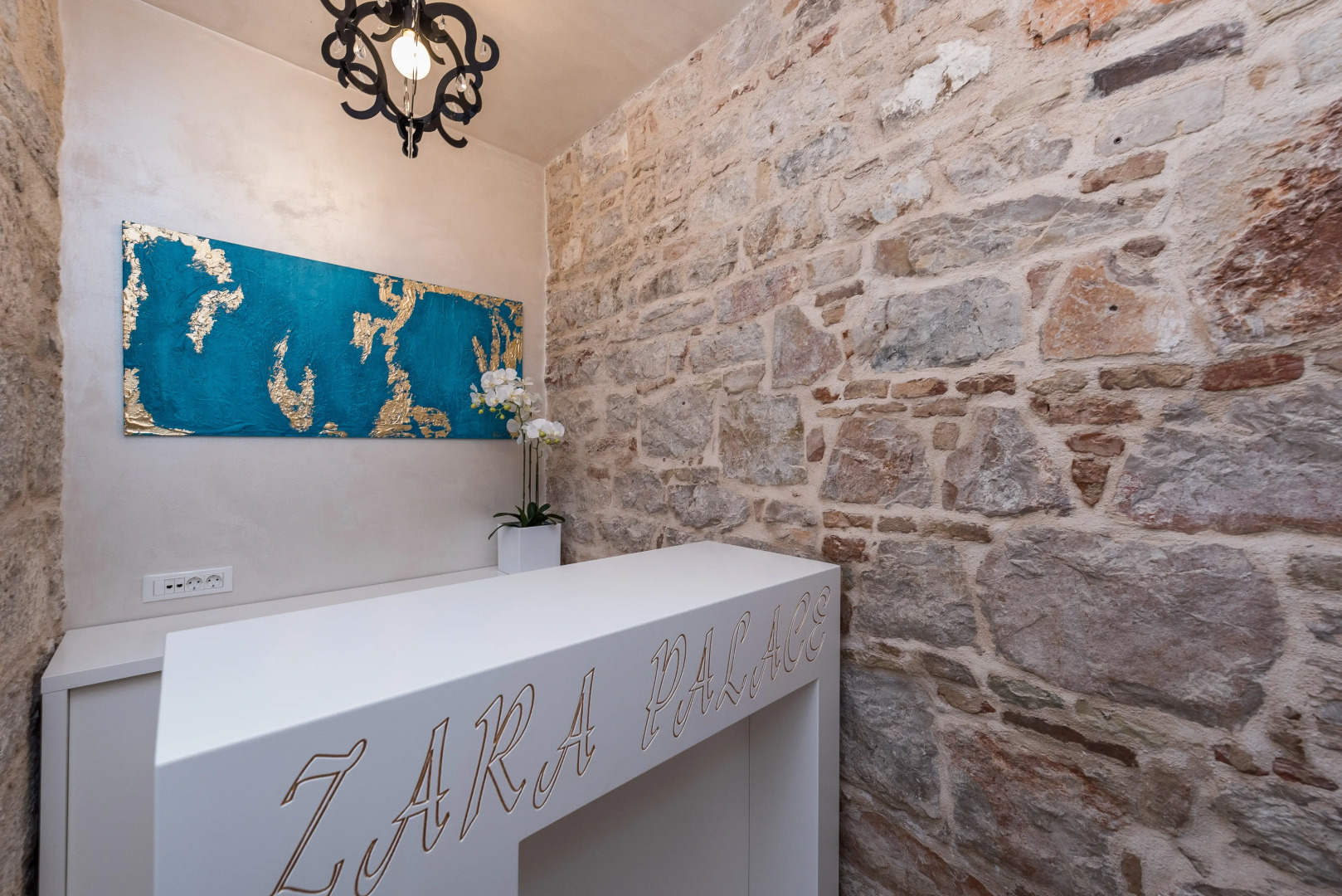 Zara Palace - design rooms