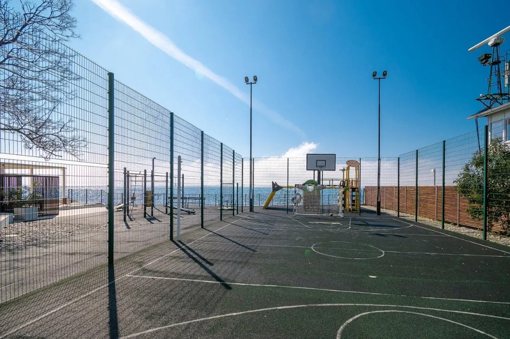 Апарт-отель на Лучезарной