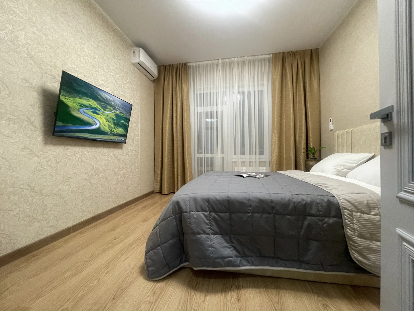 Квартира Центральное место двухкомнатный люкс