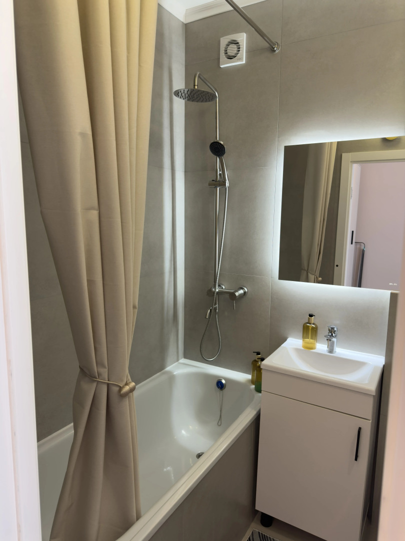 Квартира Дизайнерская Студия возле Университета