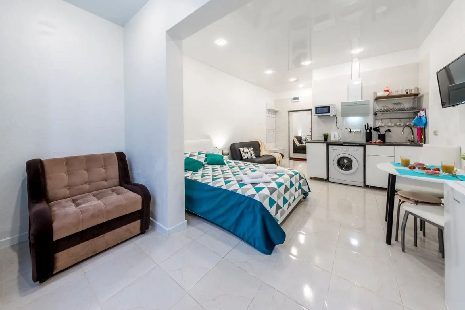 Апартаменты в Центре Города на Войкова 27