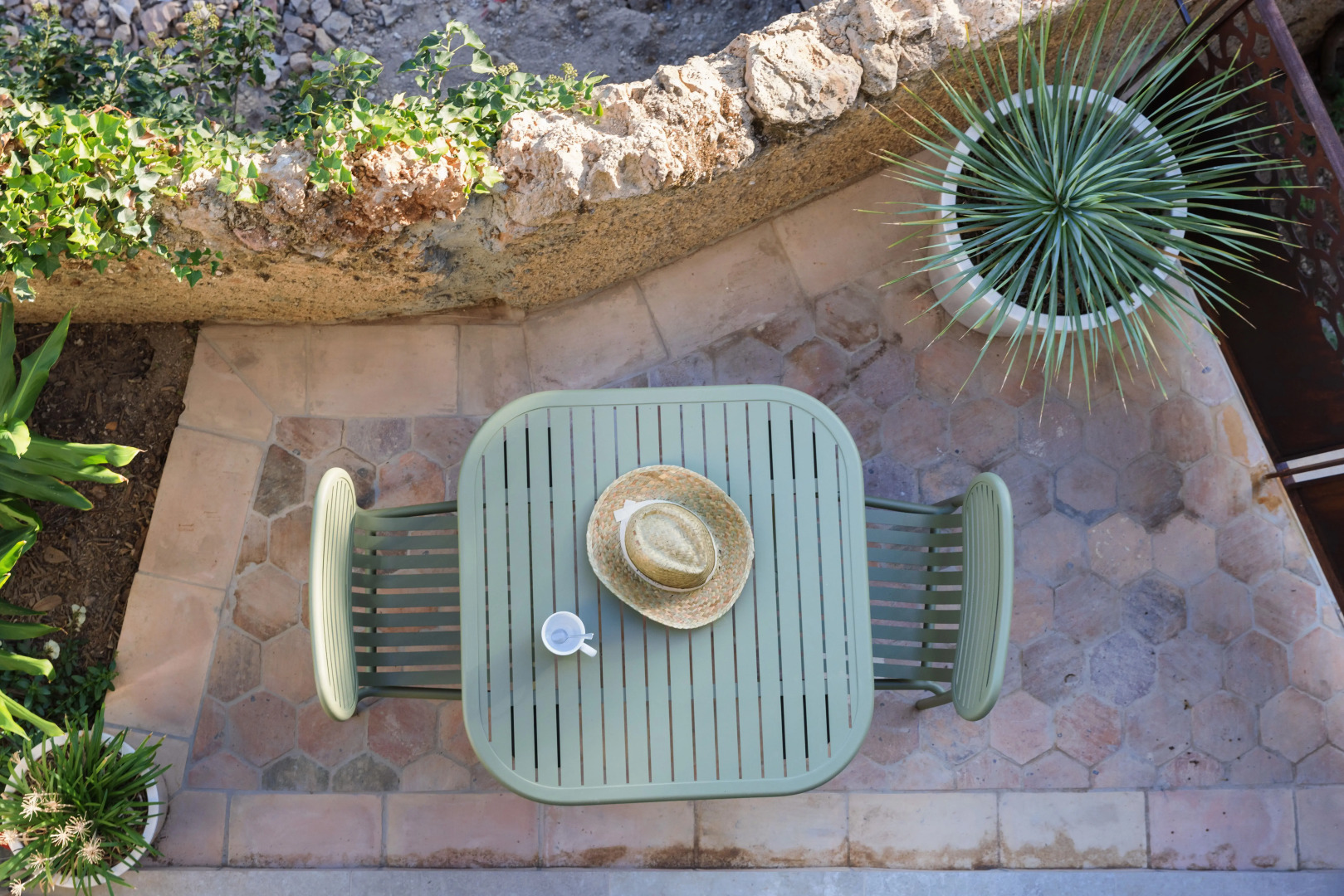 Курортный отель LOU CALEN