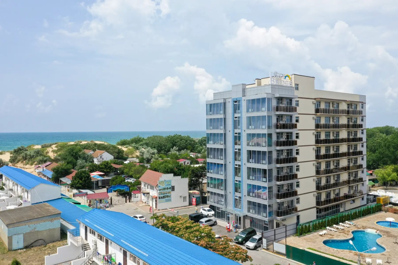 Курортный отель Скай Бридж (Sky Bridge)