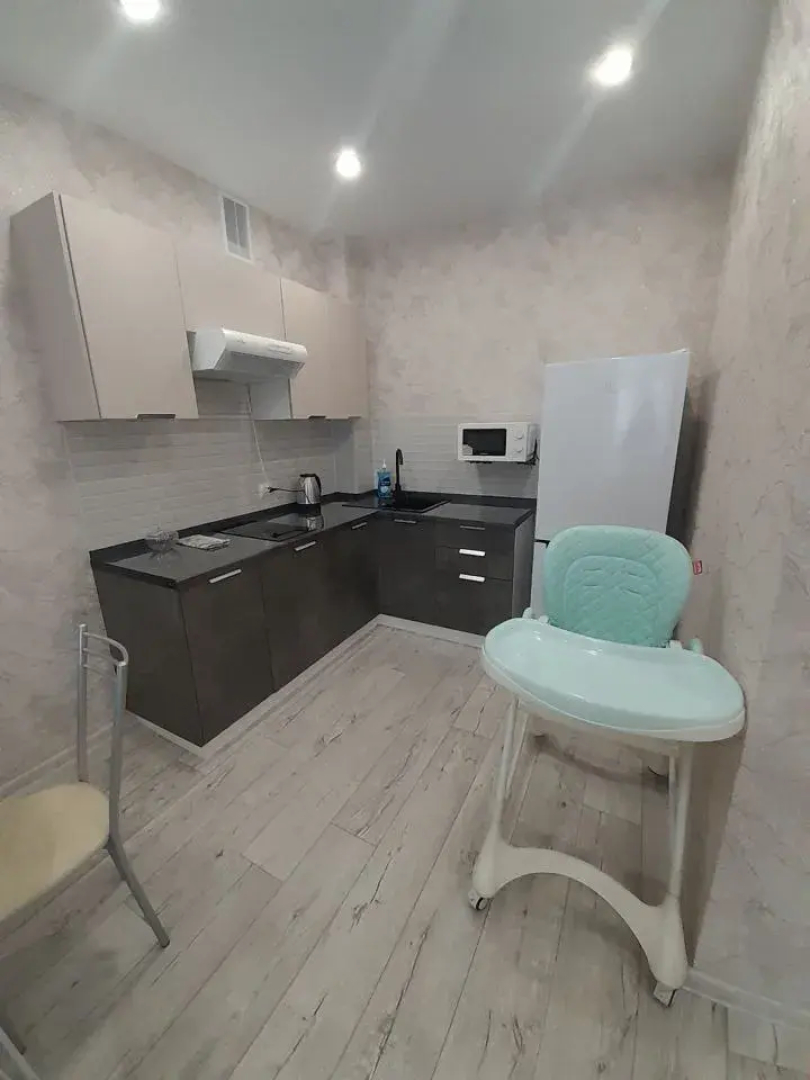 Квартира Комфортабельная на 50-летия Победы 10