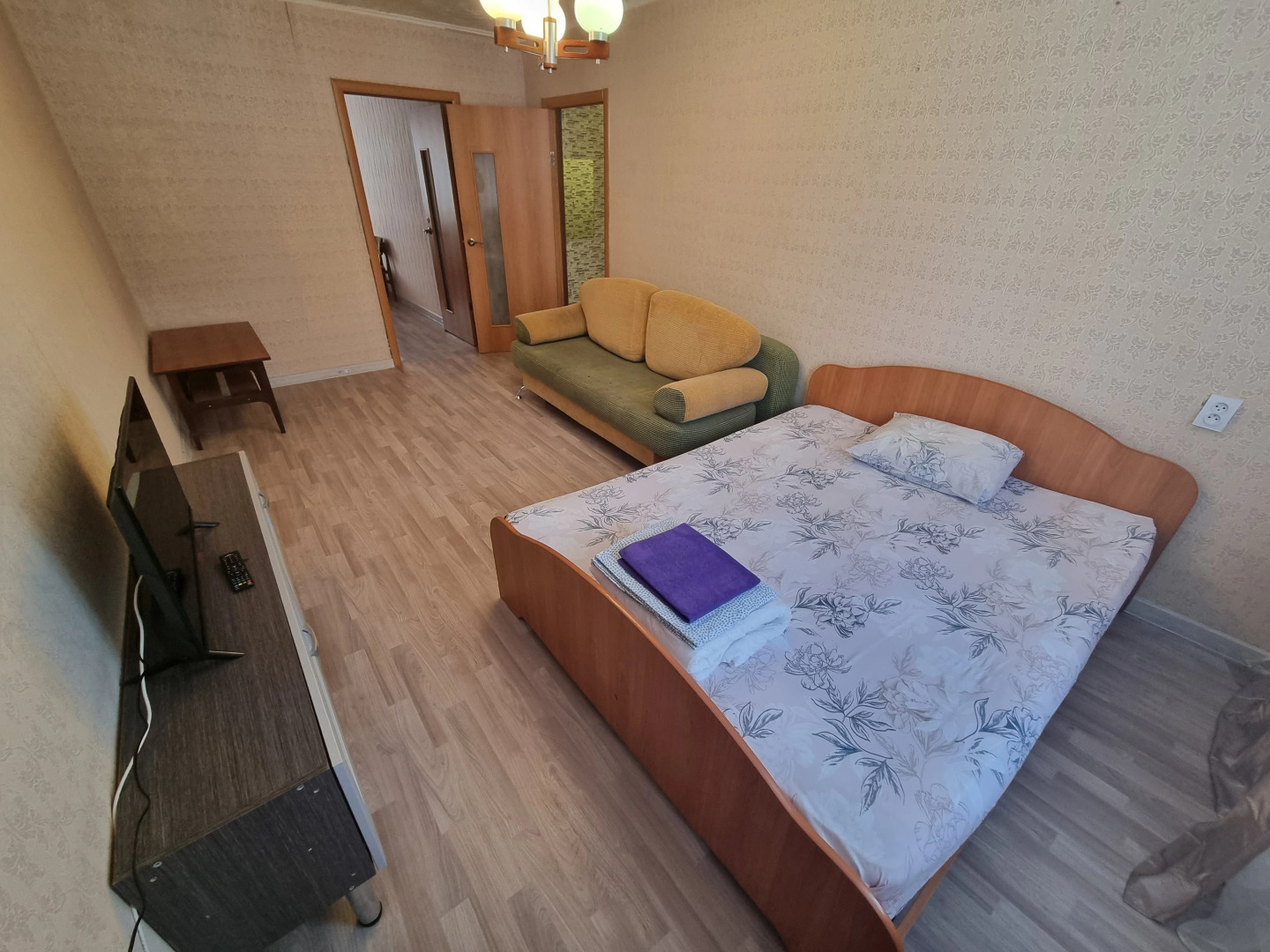 Квартира 2-комнатная квартира на Гагарина 8 линия 13