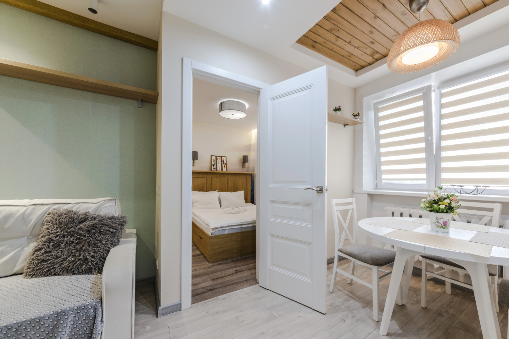 Апартаменты двухкомнатные рядом со станцией метро Фрунзенская