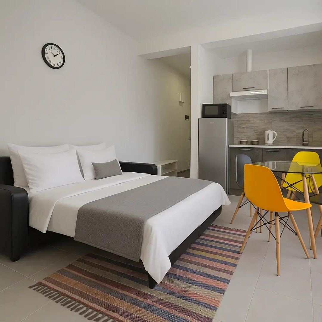 Квартира Студия с витражными окнами с видом на лес и горы