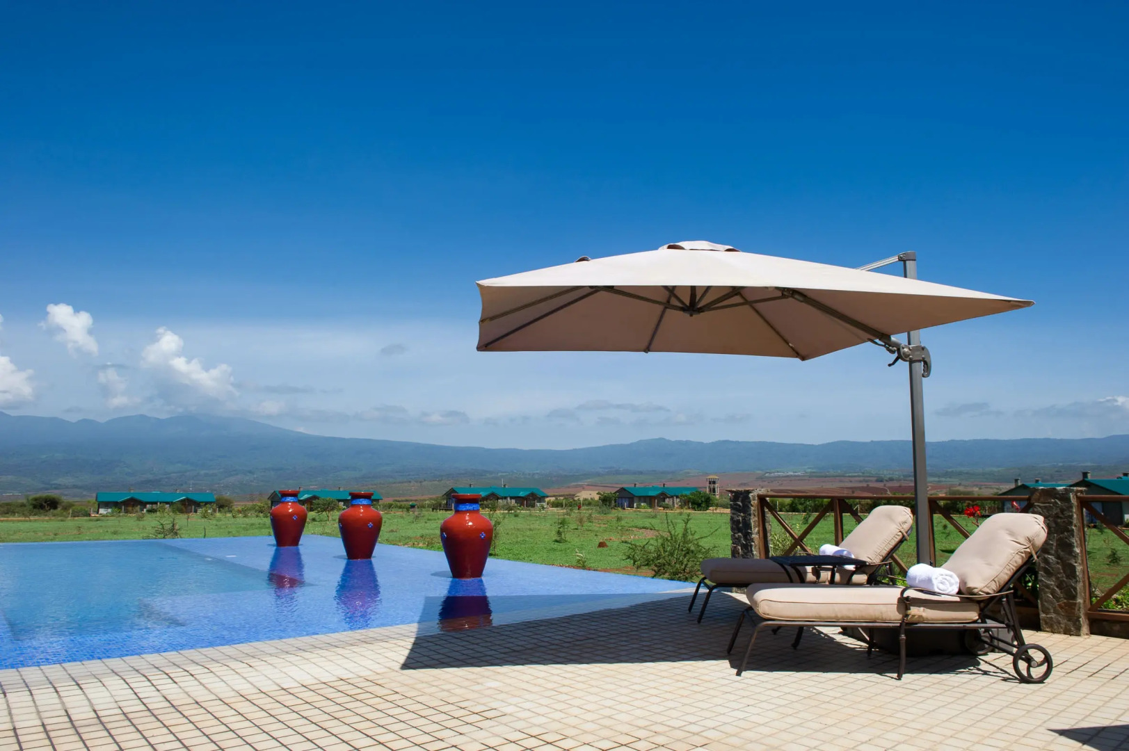 Отель Ngorongoro Oldeani Mountain Lodge