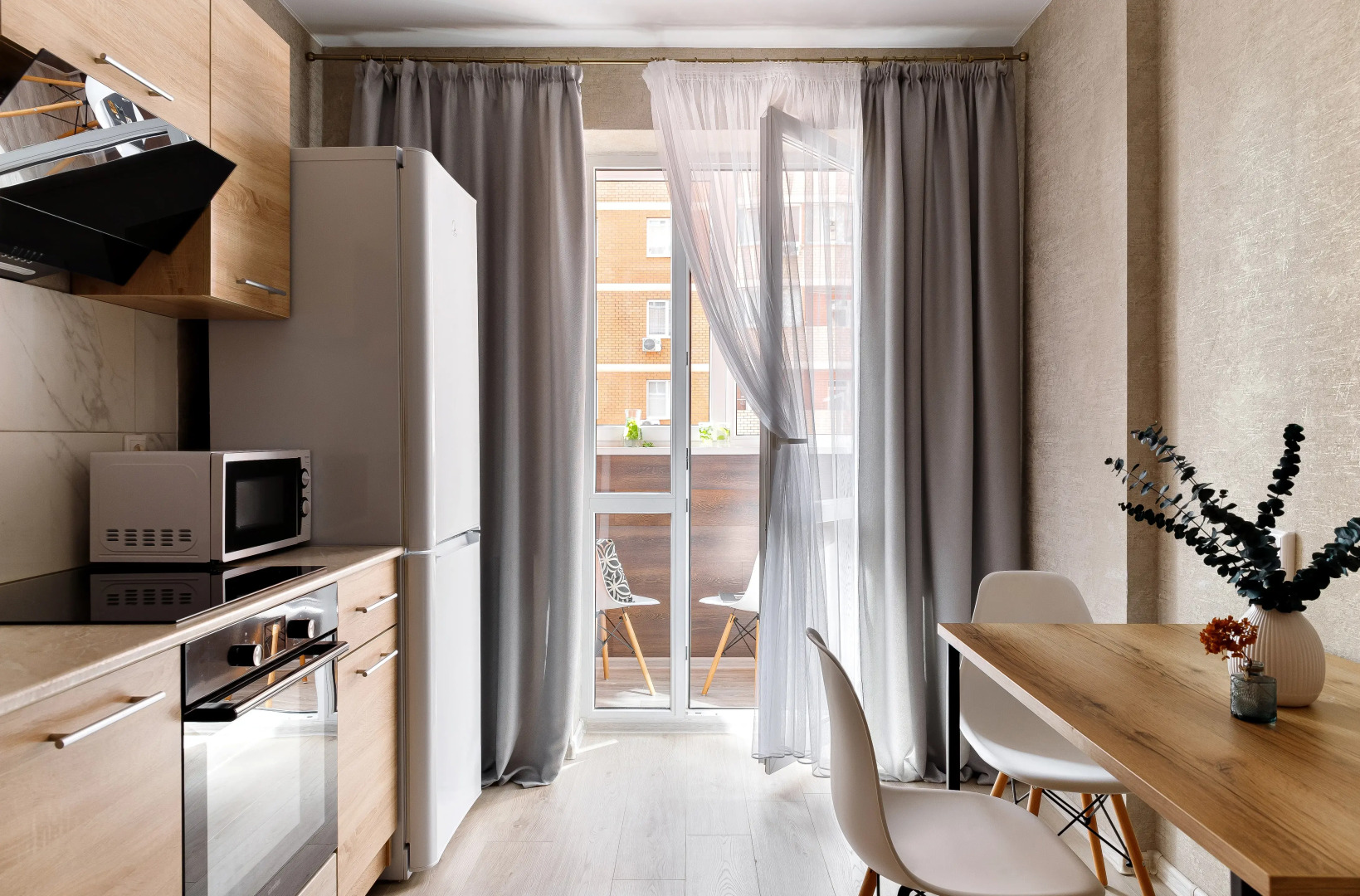 Квартира Однокомнатная с Балконом и Видом на Город