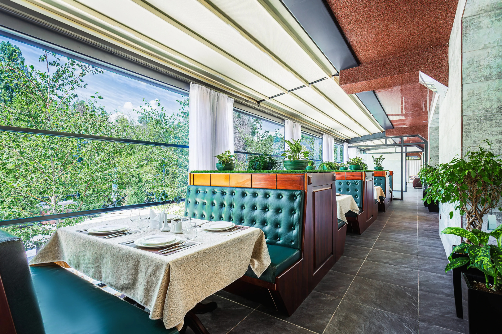 Отель River Inn