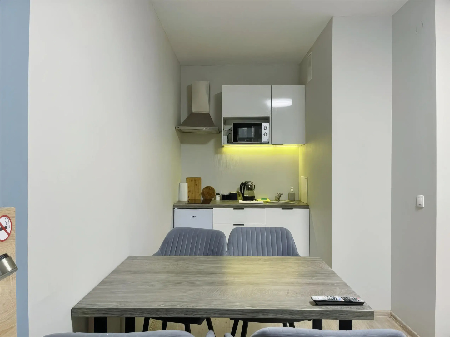 Апартаменты с кухней-гостиной и отдельной спальней