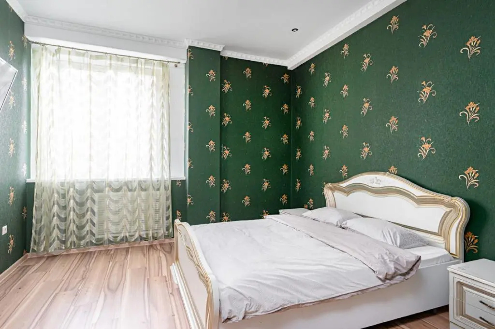 Апартаменты Роскошные возле Чаши