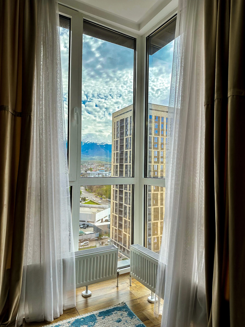 Апартаменты Лучшие Апартаменты Алматы с Видом на Горы Напротив ТРЦ Мега Алматы