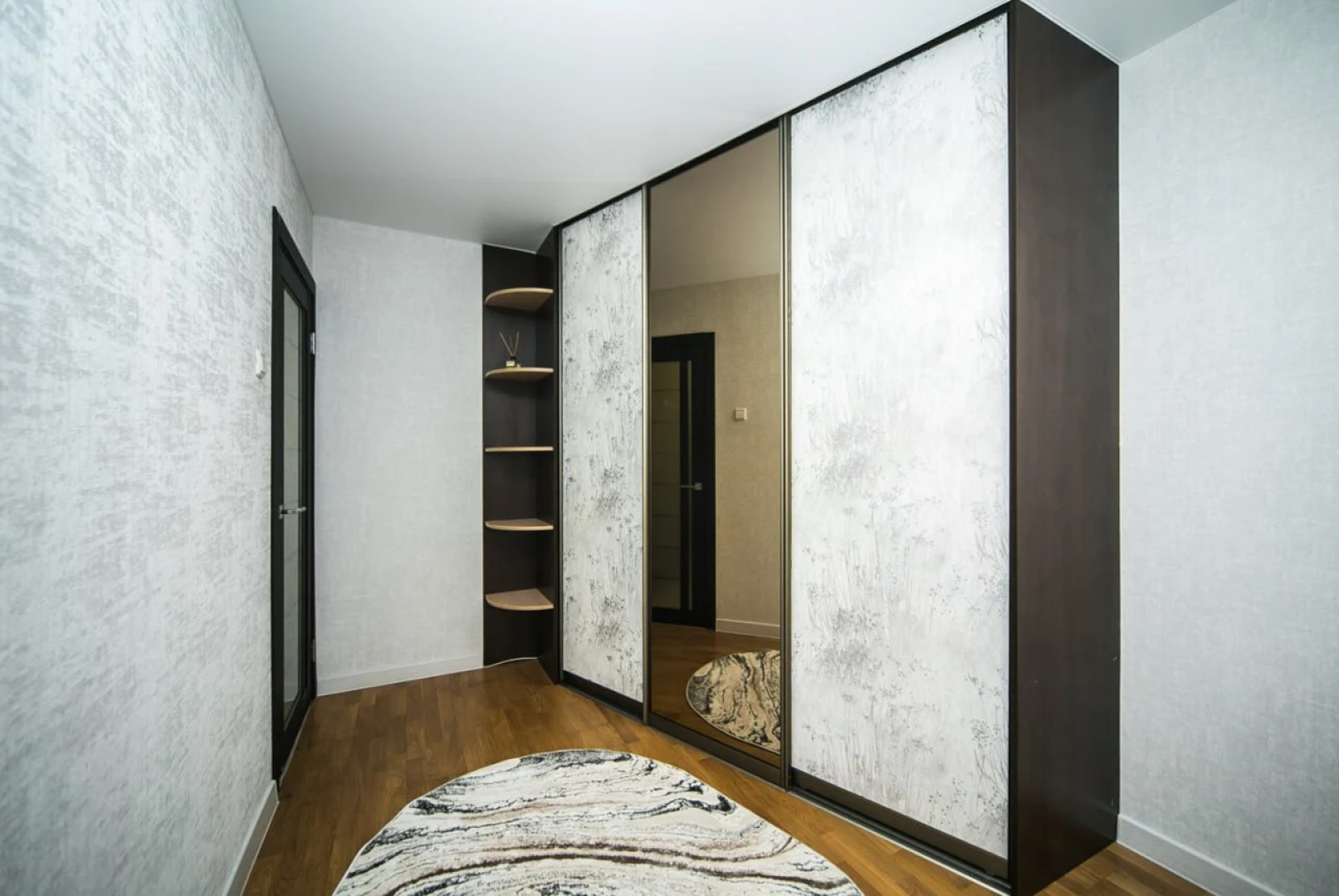 Квартира 2-х комнатные апартаменты на Куйбышева