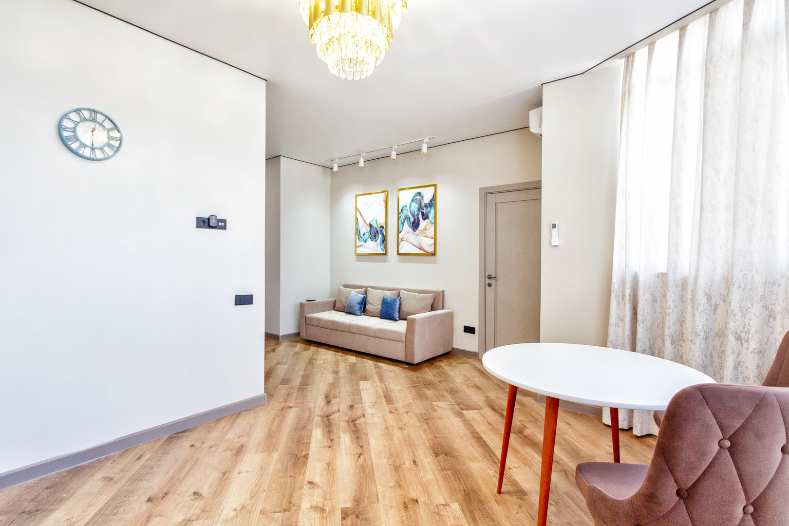 Апартаменты 40 Центр Вид на Город Рядом Метро и Арбат