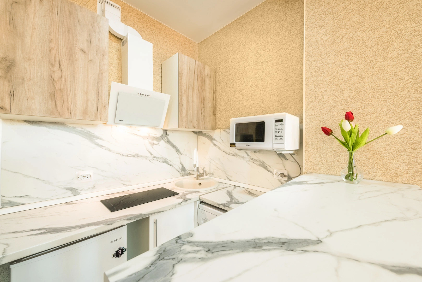 Апартаменты Премиум Голубые Дали 9 B-Flats