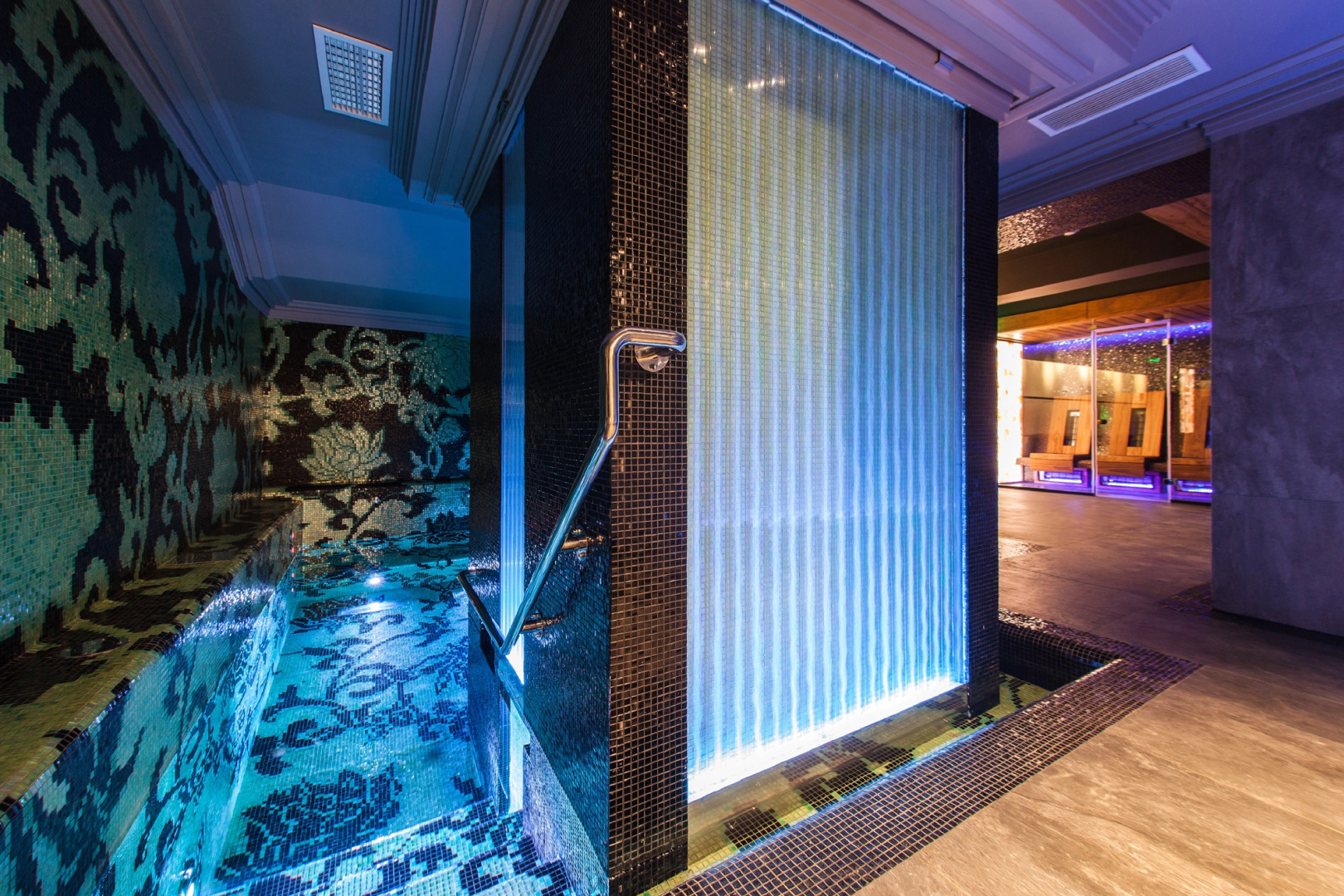 Отель Амурский