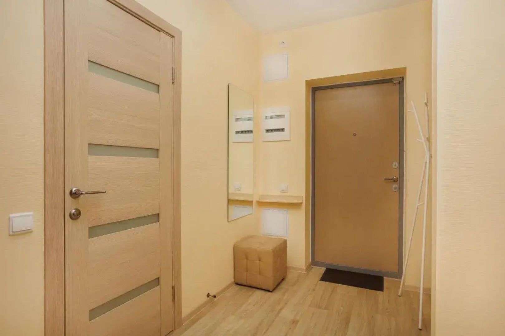 Двухкомнатные апартаменты Этажидейли на 22 этаже