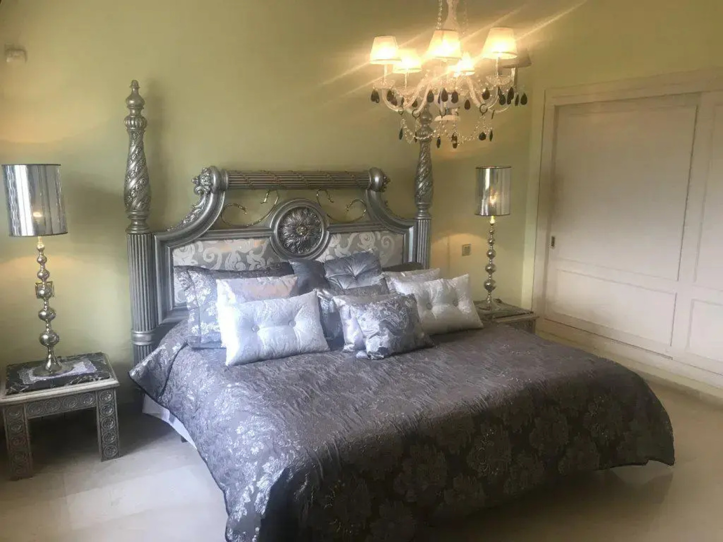 Вилла Royal Roman Empire